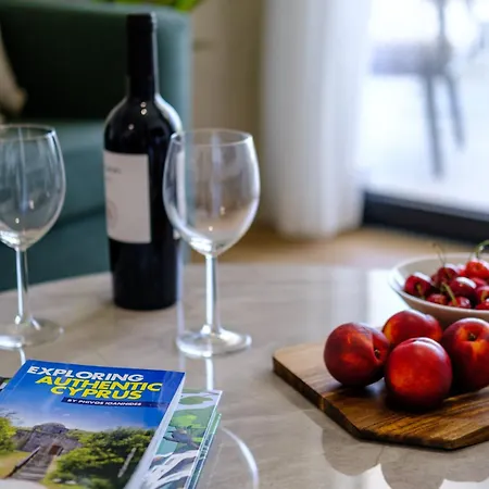 Artemis 105 - Seaside Stories *