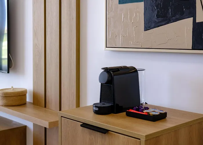 Artemis 105 - Seaside Stories *