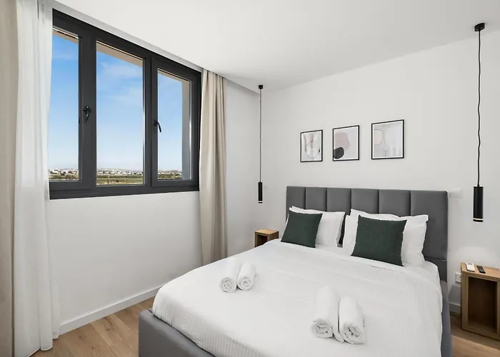 Artemis 105 - Seaside Stories