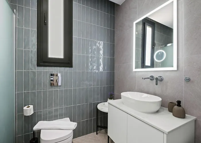 Artemis 105 - Seaside Stories *