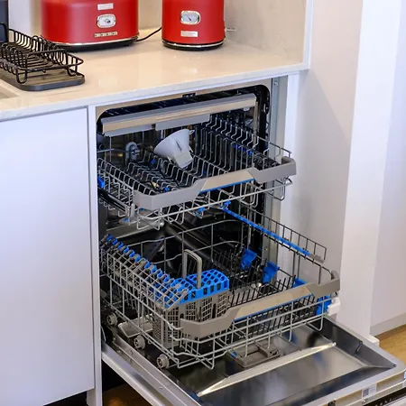 Artemis 105 - Seaside Stories